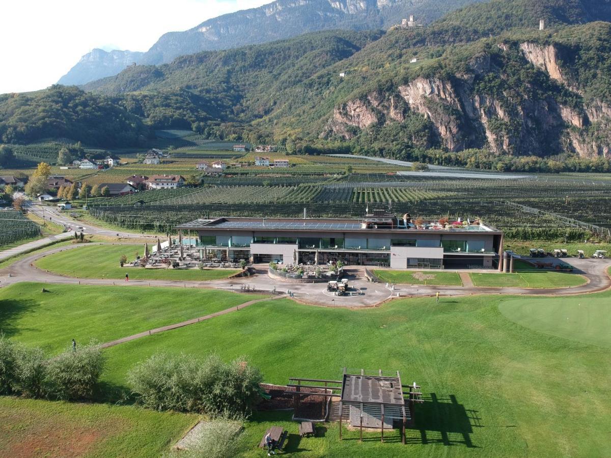 The Lodge Sporthotel - Golfclub Eppan Appiano Sulla Strada Del Vino Exterior photo