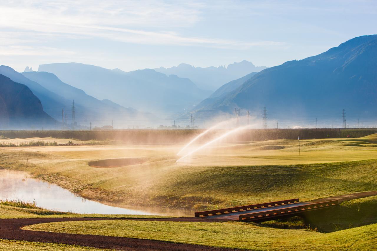 The Lodge Sporthotel - Golfclub Eppan Appiano Sulla Strada Del Vino Exterior photo