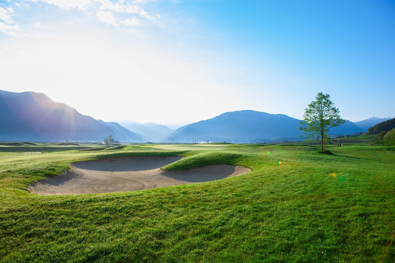 The Lodge Sporthotel - Golfclub Eppan Appiano Sulla Strada Del Vino Exterior photo