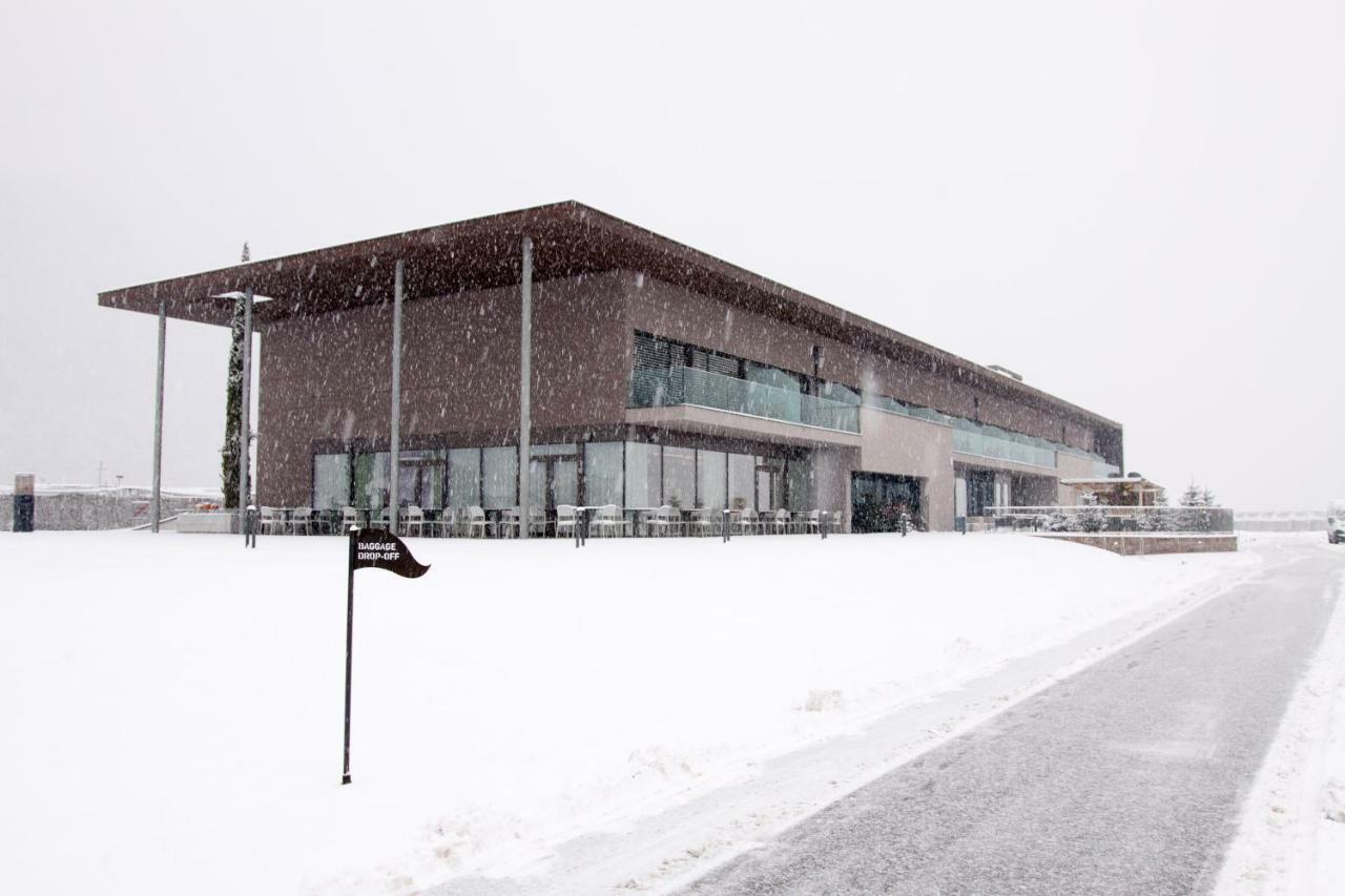 The Lodge Sporthotel - Golfclub Eppan Appiano Sulla Strada Del Vino Exterior photo